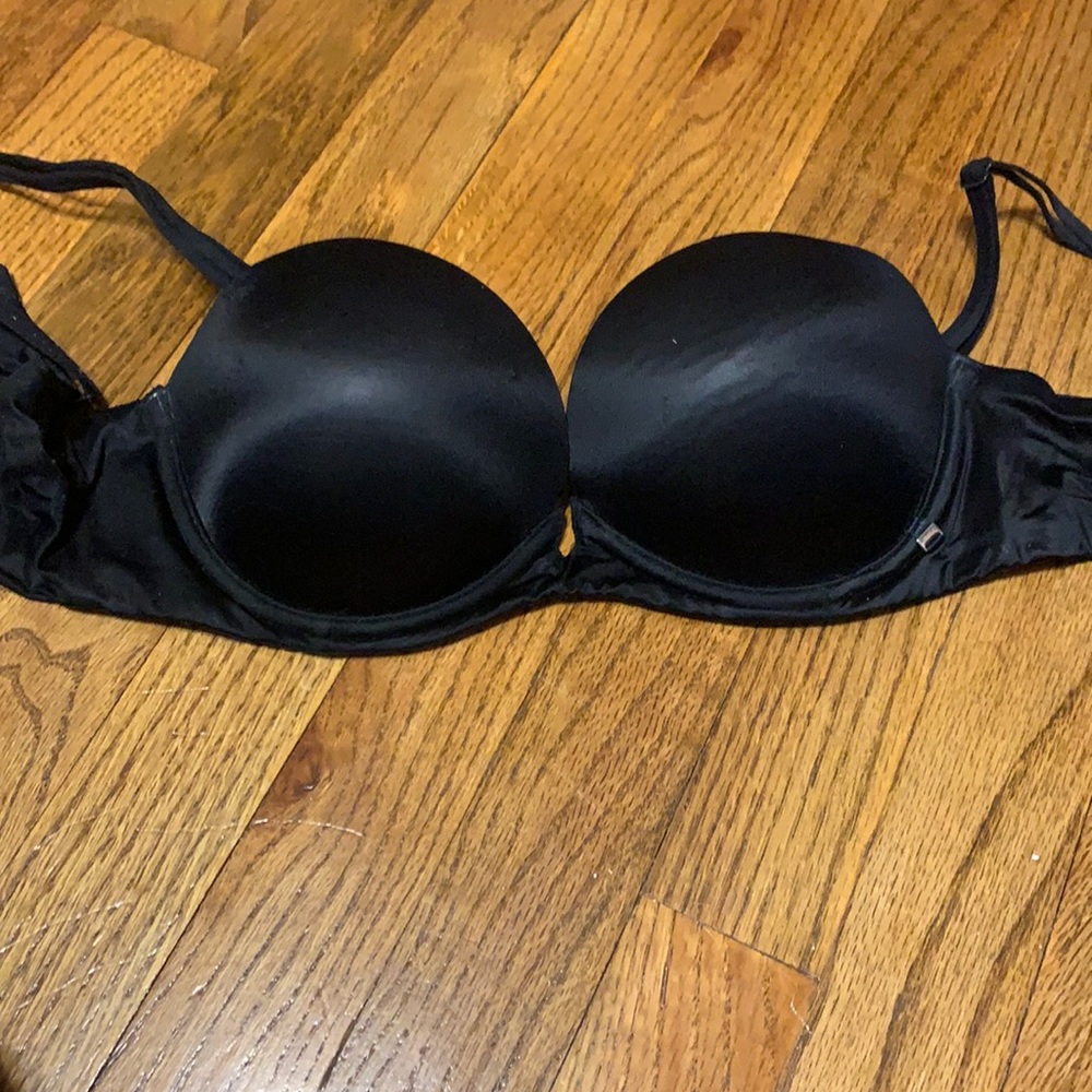 black victoria’s secret push up bra size 34B
